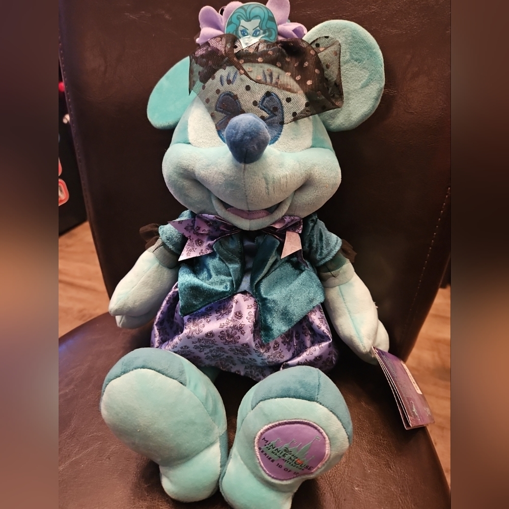Minnie Mouse Haunted Mansion Main Attraction Plush
